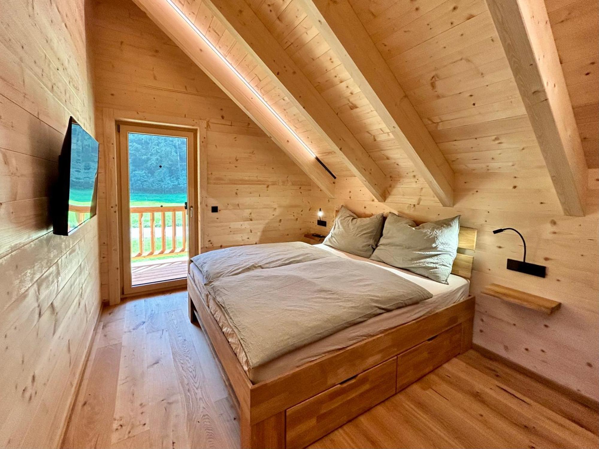 Das Gruenhaus - Dein Chalet In Грюнау-им-Альмталь Экстерьер фото
