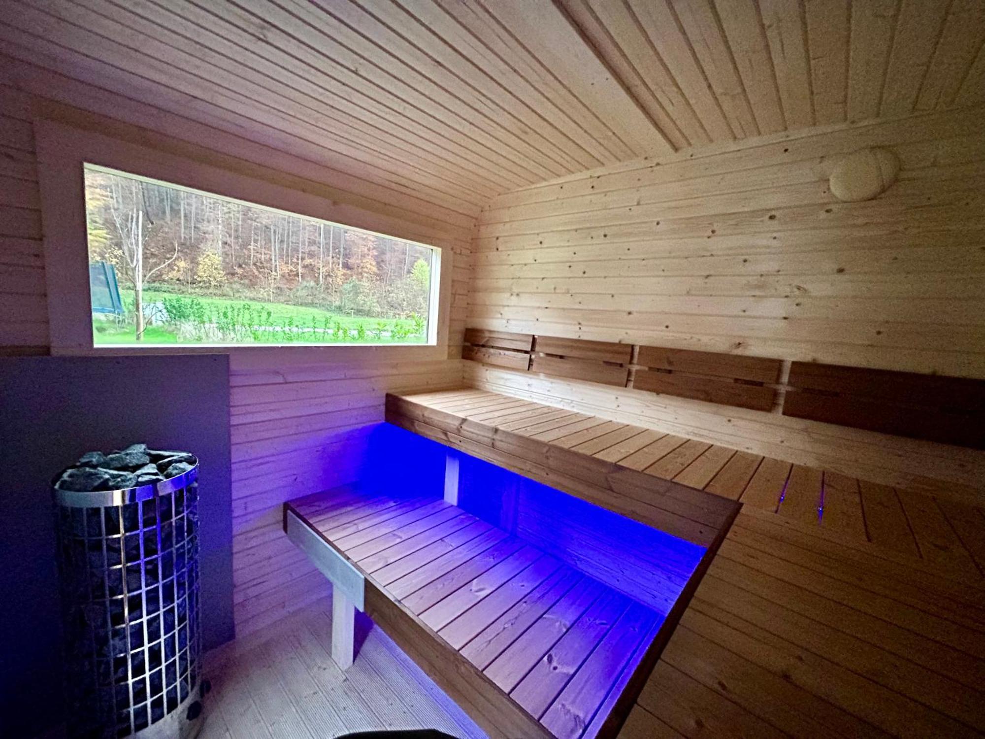 Das Gruenhaus - Dein Chalet In Грюнау-им-Альмталь Экстерьер фото